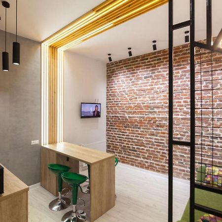 Apartments On Kulisha Str Лвив Екстериор снимка