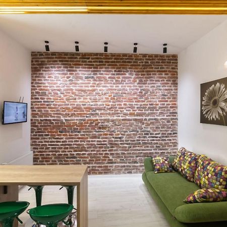 Apartments On Kulisha Str Лвив Екстериор снимка