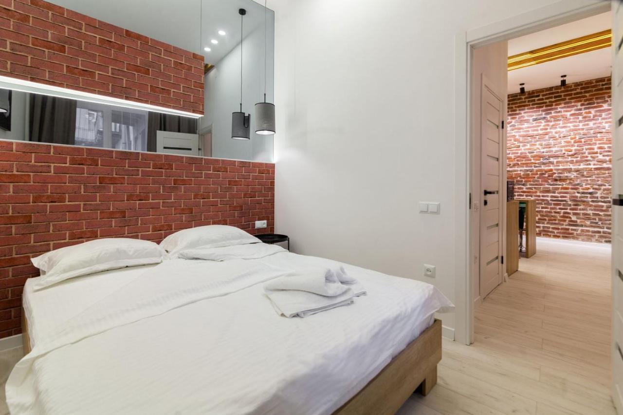 Apartments On Kulisha Str Лвив Екстериор снимка