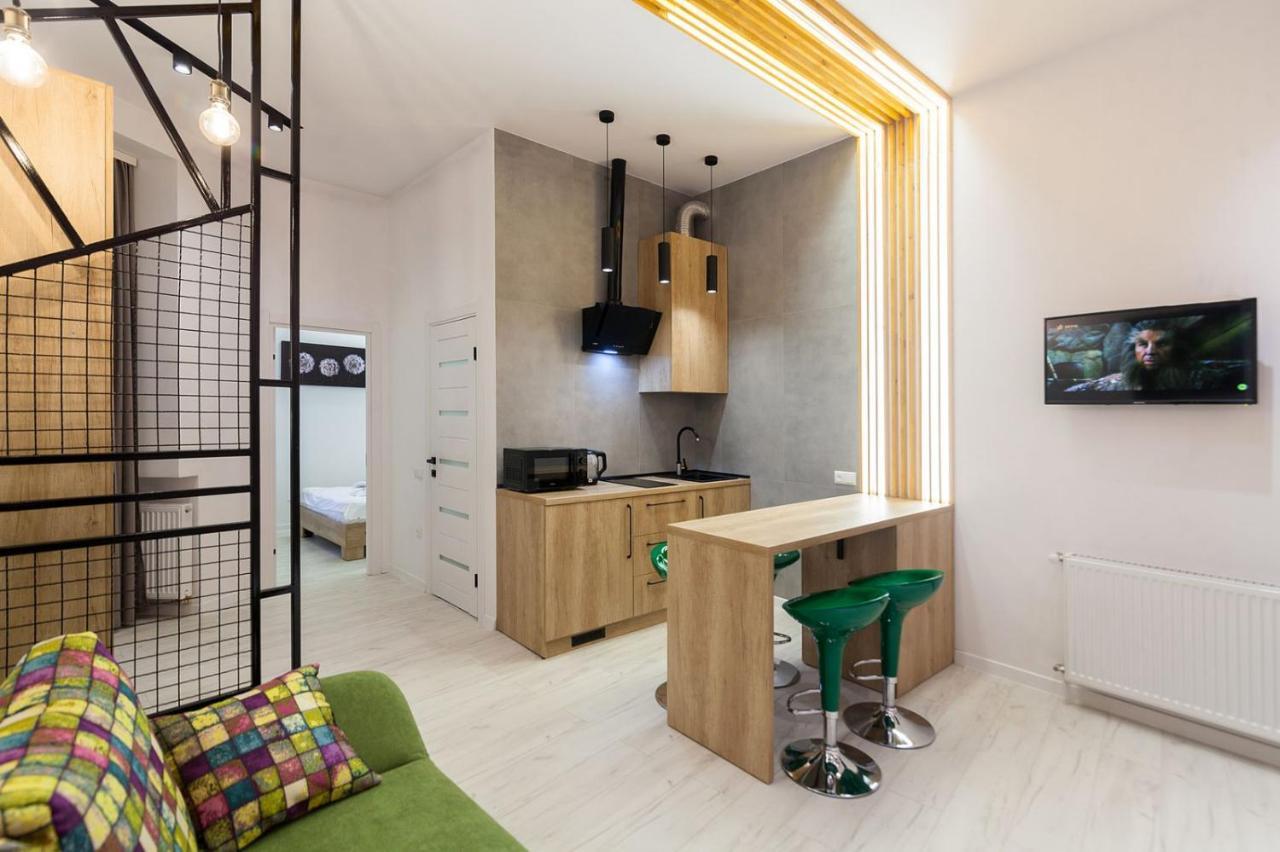 Apartments On Kulisha Str Лвив Екстериор снимка