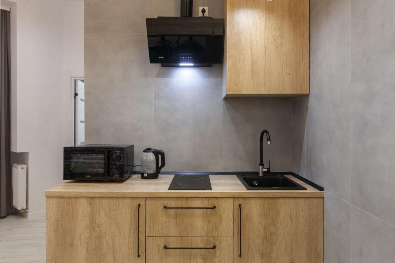 Apartments On Kulisha Str Лвив Екстериор снимка